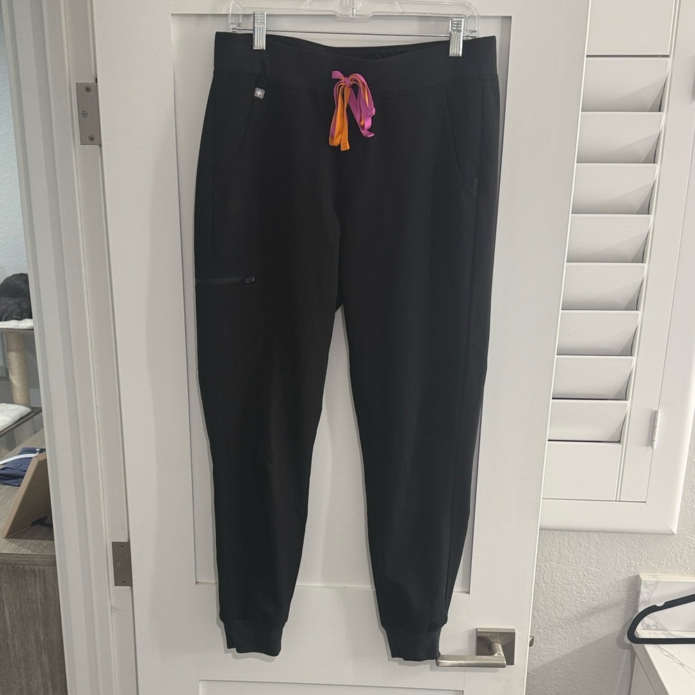 Figs Zamora Women’s Joggers Black
